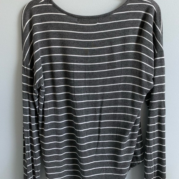 Grey and white striped long sleeve top - small - Picture 4 of 4